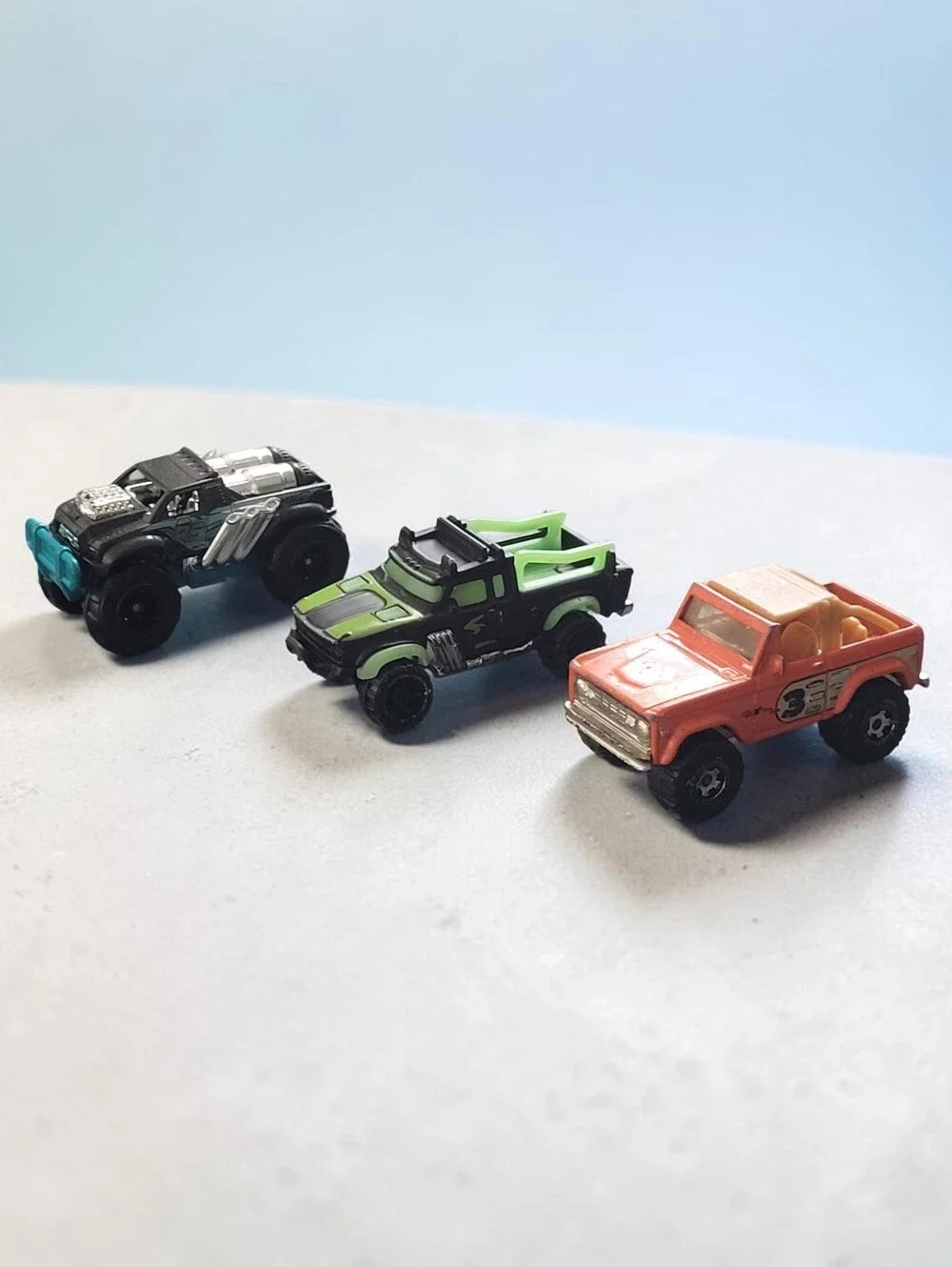(Lot Of 3) Assorted Zuru Metal Machines/Rally Baja Crawler/Ford Bronco/ Die-Cast